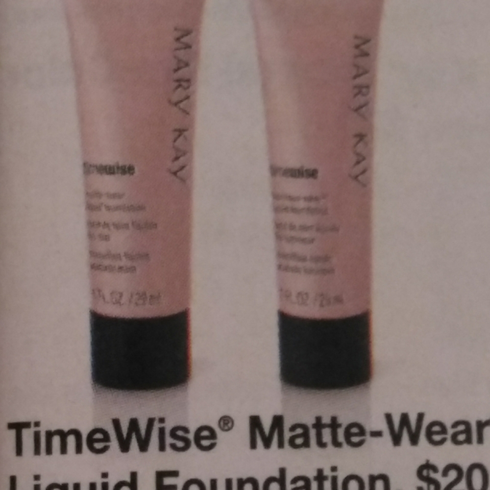 Matte-wear Liquid Foundation